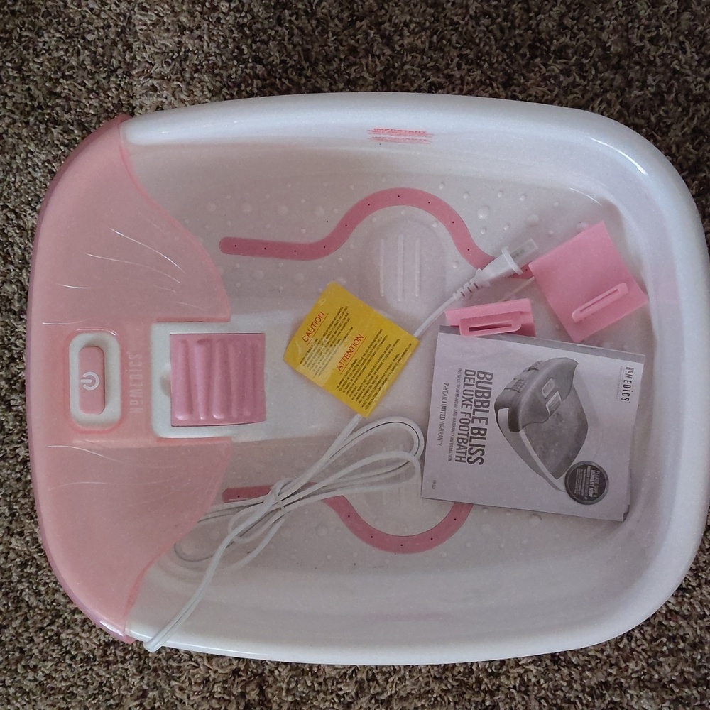 Brand New Bubble Bliss Foot Bath 🧽🧖